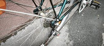 Predám zánovný trekový bicykel Active Trekking,kolesá 28" - 6