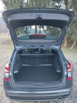 Predám Hyndai I30 CW 1.6CRDi N line+ 100kW - 6