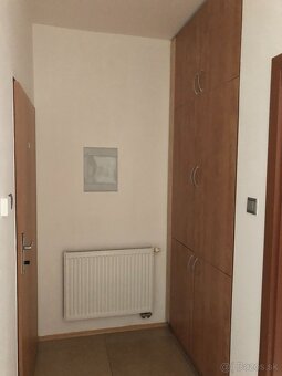 2-izb. byt s dvorom blízko centra – vlastné parkovisko - 6