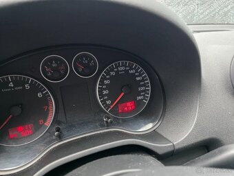 AUDI A3 8P 1.6i 75KW - 6