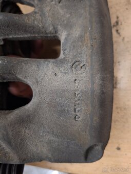 Renault Master - Brzdový strmeň - 6