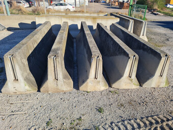 BETÓNOVÉ ZVODIDLÁ - 6