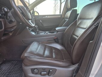 Volkswagen Touareg II 3.0 TDI V6 - 6
