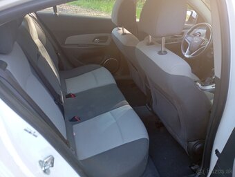 Cruze 1.8 104kw ročník 2011 - 6