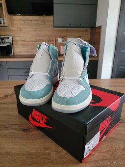 Nike Air Jordan Retro 1 High - 6