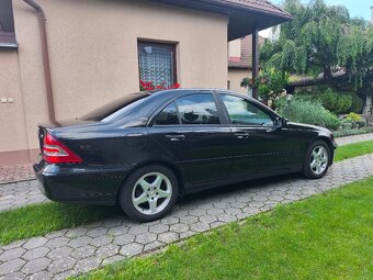 Na predaj: Mercedes-Benz C220 – parťák s bohatou históriou - 6