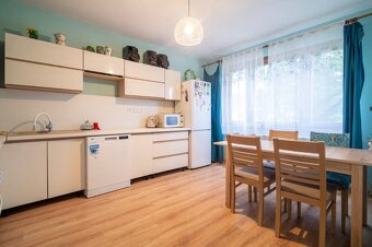 Na predaj: Rodinný dom Daletice s veľkým pozemkom, blízko Pr - 6