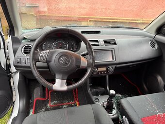 Suzuki Swift Sport 1.6 r.2011 - 6