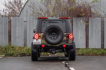 Jeep Wrangler 3.8 V6 - 6