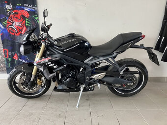 Triumph Street Triple 675 - 6