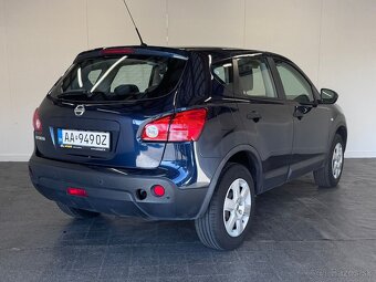 Nissan Qashqai 1.6i Visia 4x2 - 6