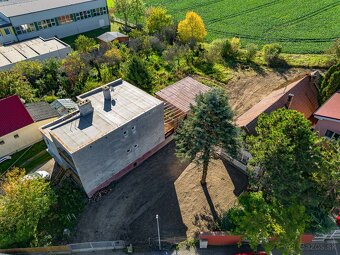 ŠPORTOVÁ ul. - STAVEBNÝ POZEMOK V POKOJNEJ ČASTI OBCE - 6