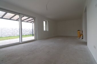 5-izbový poschodový dvojdom v širšom centre mesta - 6