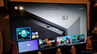 Xbox One S 500GB + joypad a hry - 6