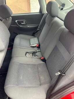 Volkswagen Polo 1.4 - 6
