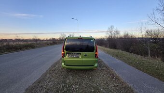 VW CADDY 5 MAXI STYLE 1.5 TGI CNG 2023 7-MIESTNE ZARUKA SR - 6