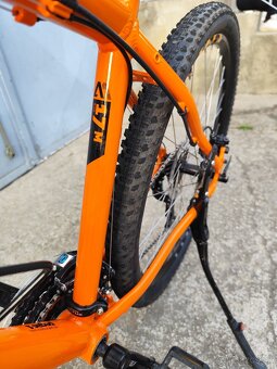 Bicykel zn.Dema - 6