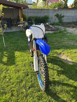 Yamaha YZ250F - 6