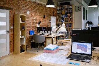 Na prenájom štýlové priestory na námestí pri hoteli Magura P - 6