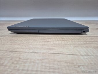 Lenovo V155-15API /AMD Ryzen 3-3200U/8GB RAM/FHD/SSD+HDD - 6