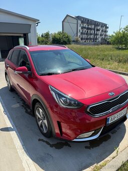Kia Niro Hybrid - 6
