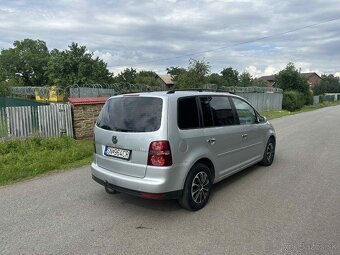 Predám Volkswagen Touran 1.9 TDI DSG - 6