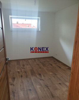 Krásny moderný rodinný dom v obci KAMIENKA pri Humennom - 6