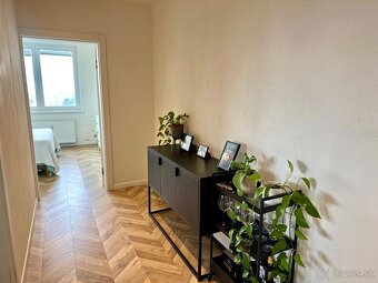 PRIESTRANNÝ 3-IZB. BYT S BALKÓNOM, KUKLOVSKÁ UL. - KARLOVA - 6