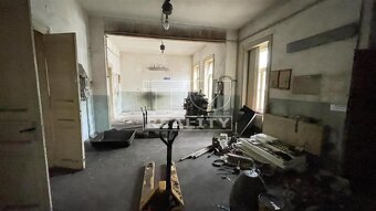 Priemyselný areál s administratívnou budovou, 1600m2,... - 6