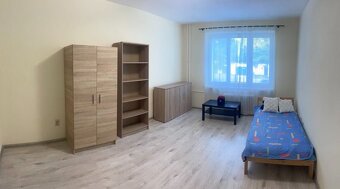 Ponúkame na predaj zrekonštruovaný 3-izbový byt s balkónom n - 6