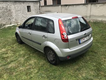 Ford Fiesta 1.3 - 6