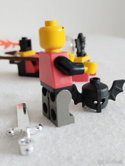 LEGO Castle 2848 Flying Machine - 6