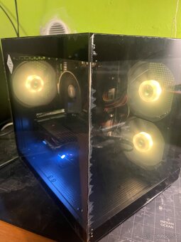 Herny pc : ryzen 5 3600x , 16gb ram , gtx 1660s , 500gb ssd - 6
