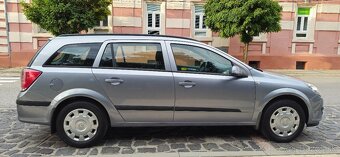 Opel Astra H Caravan  1.6 16V Enjoy - 6