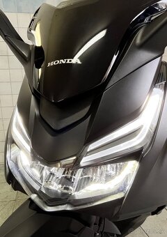 Skuter Honda Forza 125 - 6