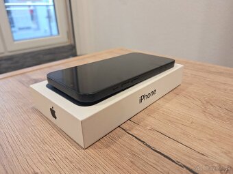 Apple iPhone 13 128GB - 6