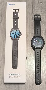 TicWatch Pro 5 s náramkami a ochrannými púzdrami - Top stav - 6