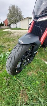 Predam Hondu Hornet 750 - 6