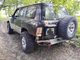 Nissan Patrol Y61 - 6