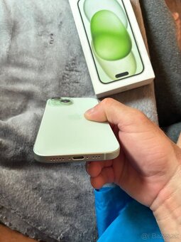 iPhone 15 128GB - 6
