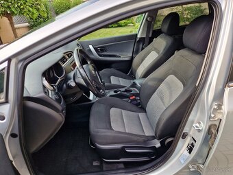 Kia Ceed combi 1,4 benzín 74kW 2016 LED denné - 6