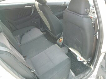 Alfa Romeo 147- 1,9 JTD - 6