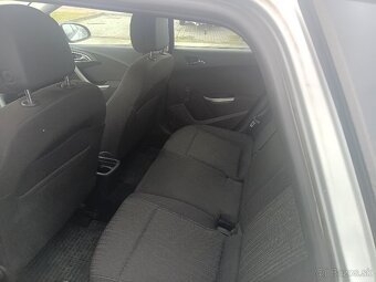 Opel Astra 1.7 CTDi 2012 - 6