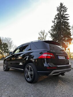 Predam Mercedes ML 350 / 3.0 / 190kw / 210tis km/ 2012 - 6