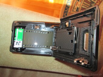 Predám fotoaparát OLYMPUS TRIP 300 - 6