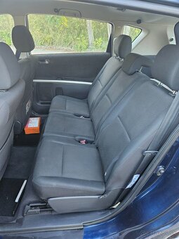 Toyota Corolla Verso 1.8 VVTi - 6