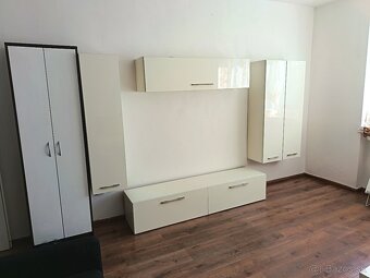 Prenájom väčšej garsonky Ilava - 6