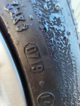 255/40 r19 letné pneumatiky - 6