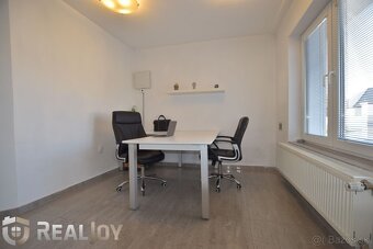 Exkluzívna ponuka: Firemný priestor so skladom a nádvorím v - 6