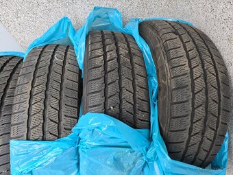 Predám zimné pneumatiky 215 /60/17 Van - 6